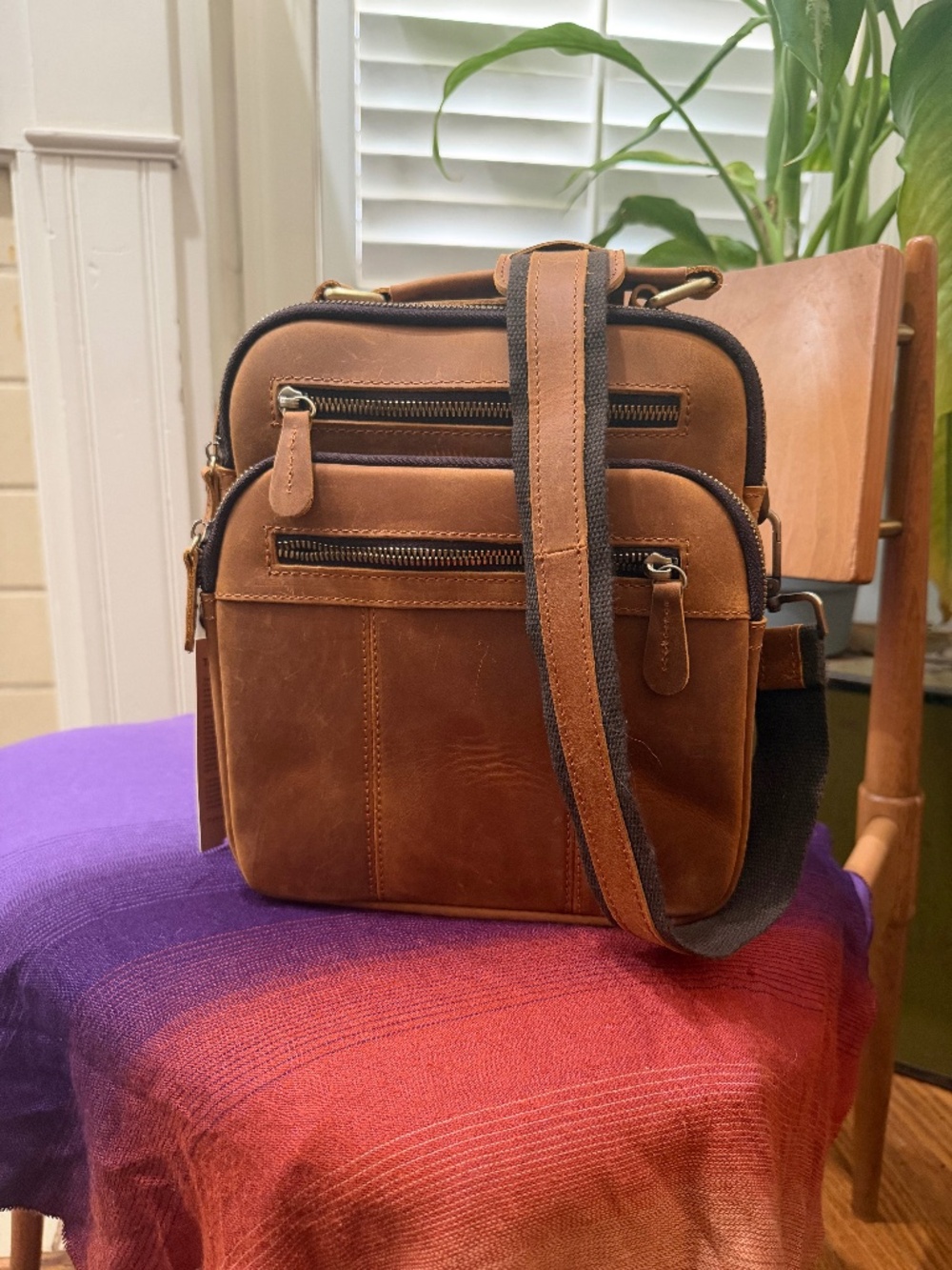 Jack&Chris Leather Messenger Bag.